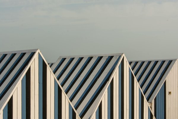 Quels sont les itinéraires incontournables pour une randonnée en raquettes dans les Alpes françaises?